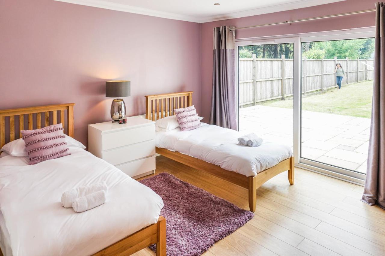 The Beach House - Fully Refurbed March 2024 Oystermouth Екстериор снимка